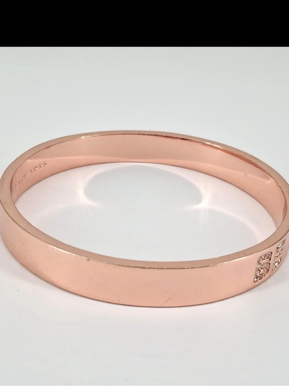 kate spade rose gold 'Be Dazzling' Crystal Letter Bangle 2596 - Picture 4 of 4